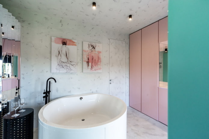 Картини у ванній