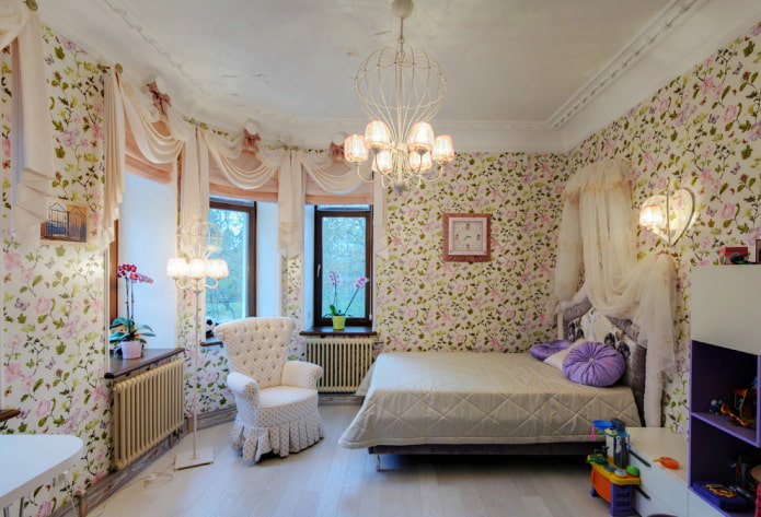 łóżko dziecięce w stylu prowansalskim