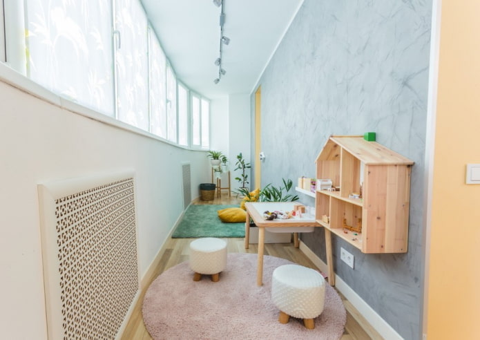 дизайн ігрової зони в інтер'єрі балкону