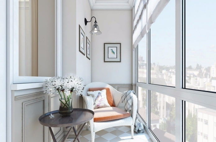 колірне оформлення балкона