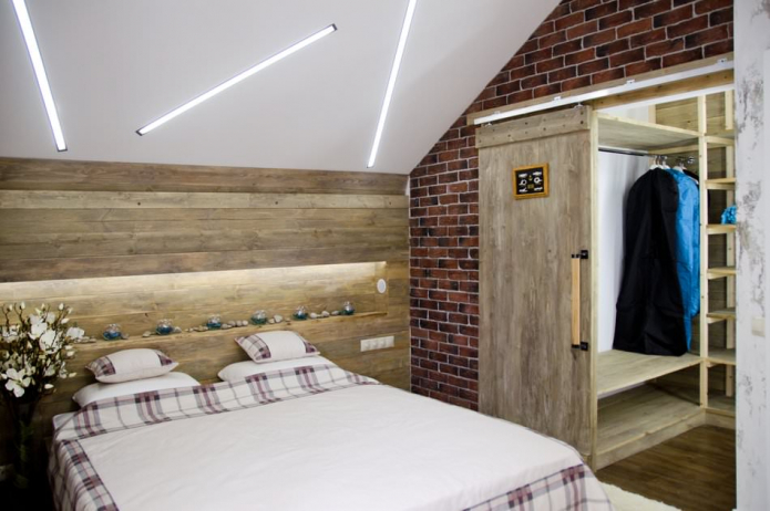 Schlafzimmer mit Ankleidezimmer