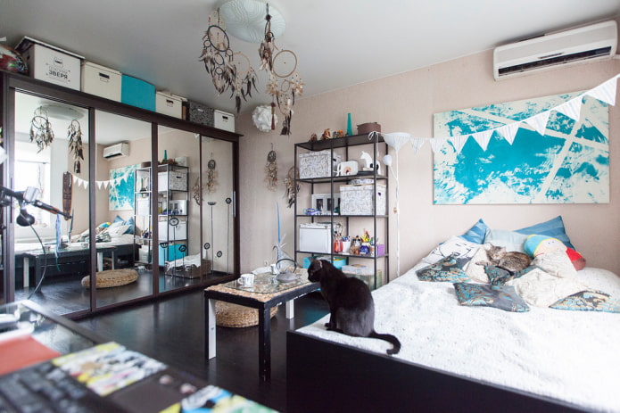 Kisten im Schlafzimmer