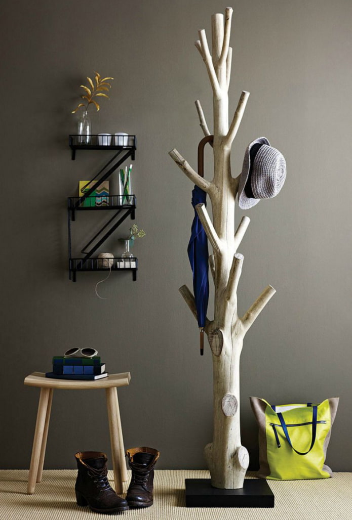 Стойка для одежды