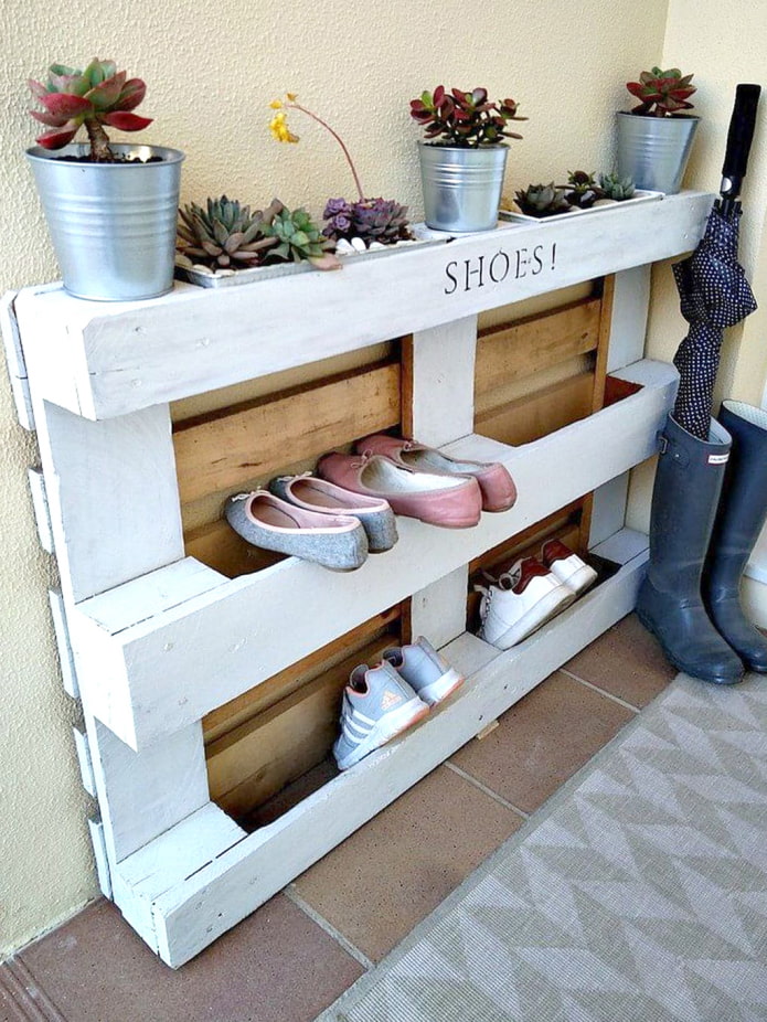 Полка своими руками из паллет