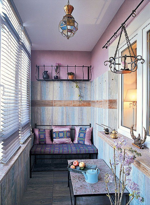 жалюзі на балконі