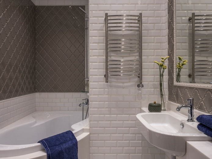 маленька ванна